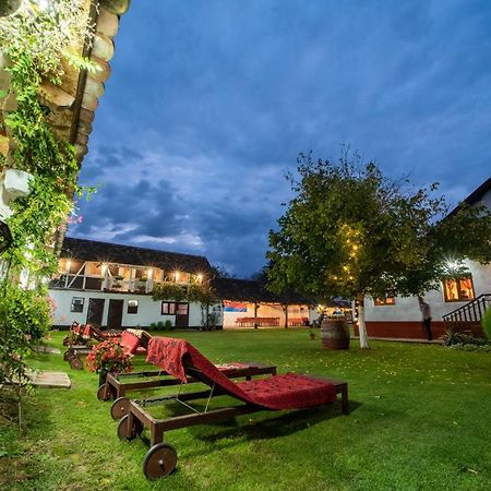 Domacinstvo Cikic Zasavica Guest House Eksteriør bilde