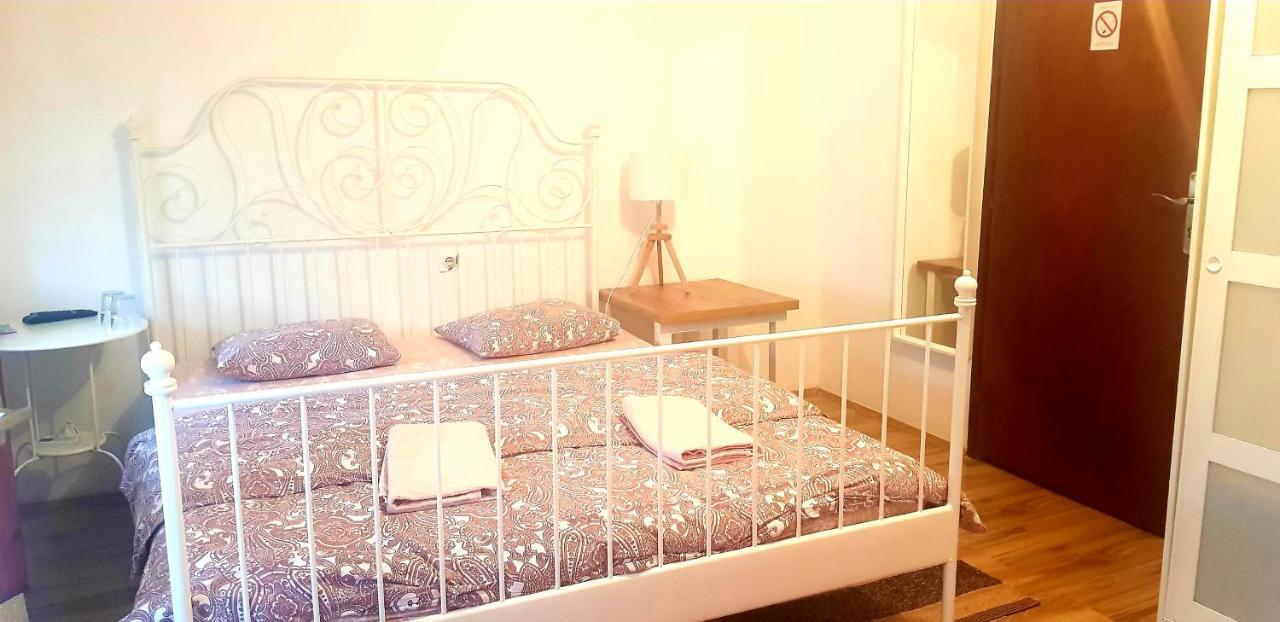 Domacinstvo Cikic Zasavica Guest House Eksteriør bilde