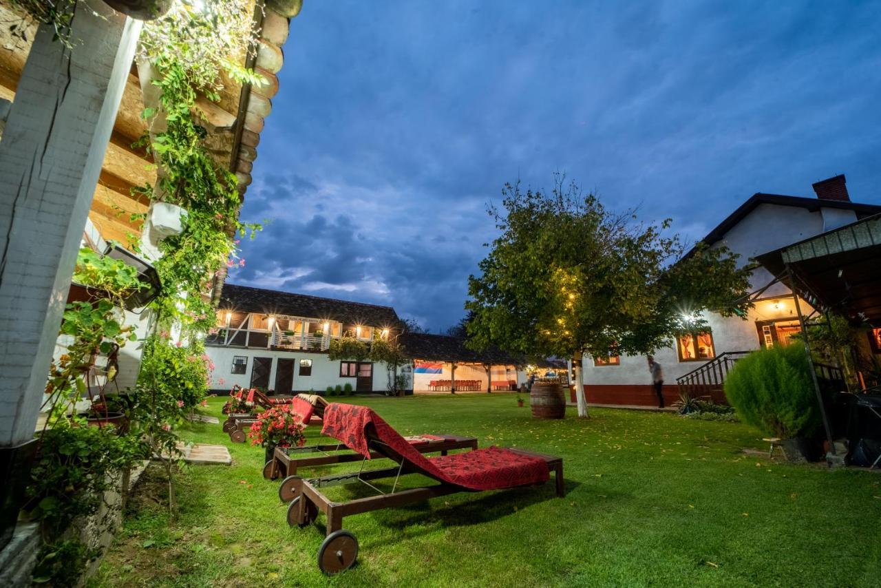 Domacinstvo Cikic Zasavica Guest House Eksteriør bilde